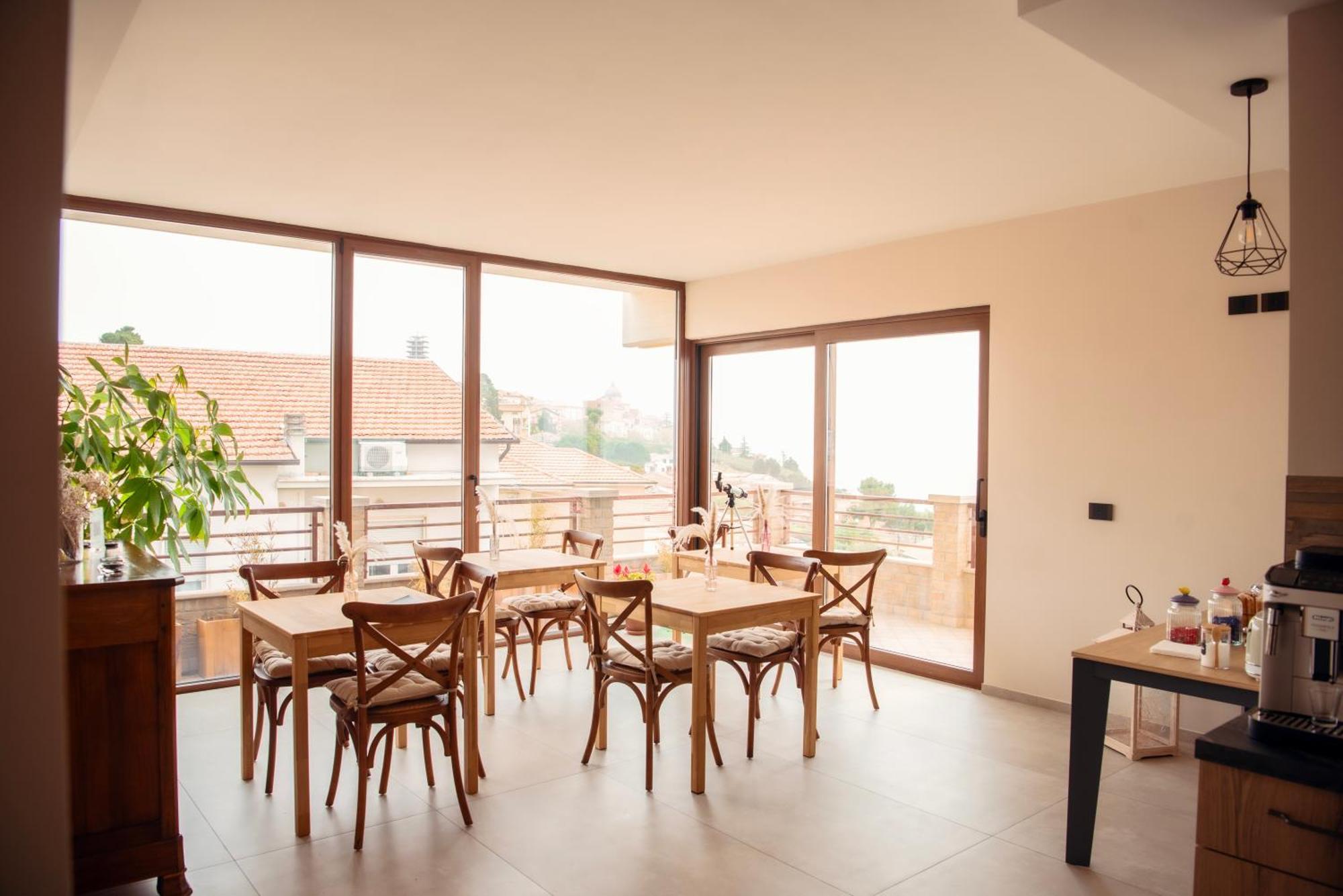 Ferienwohnung Seta Luxury Roseto Degli Abruzzi Exterior foto