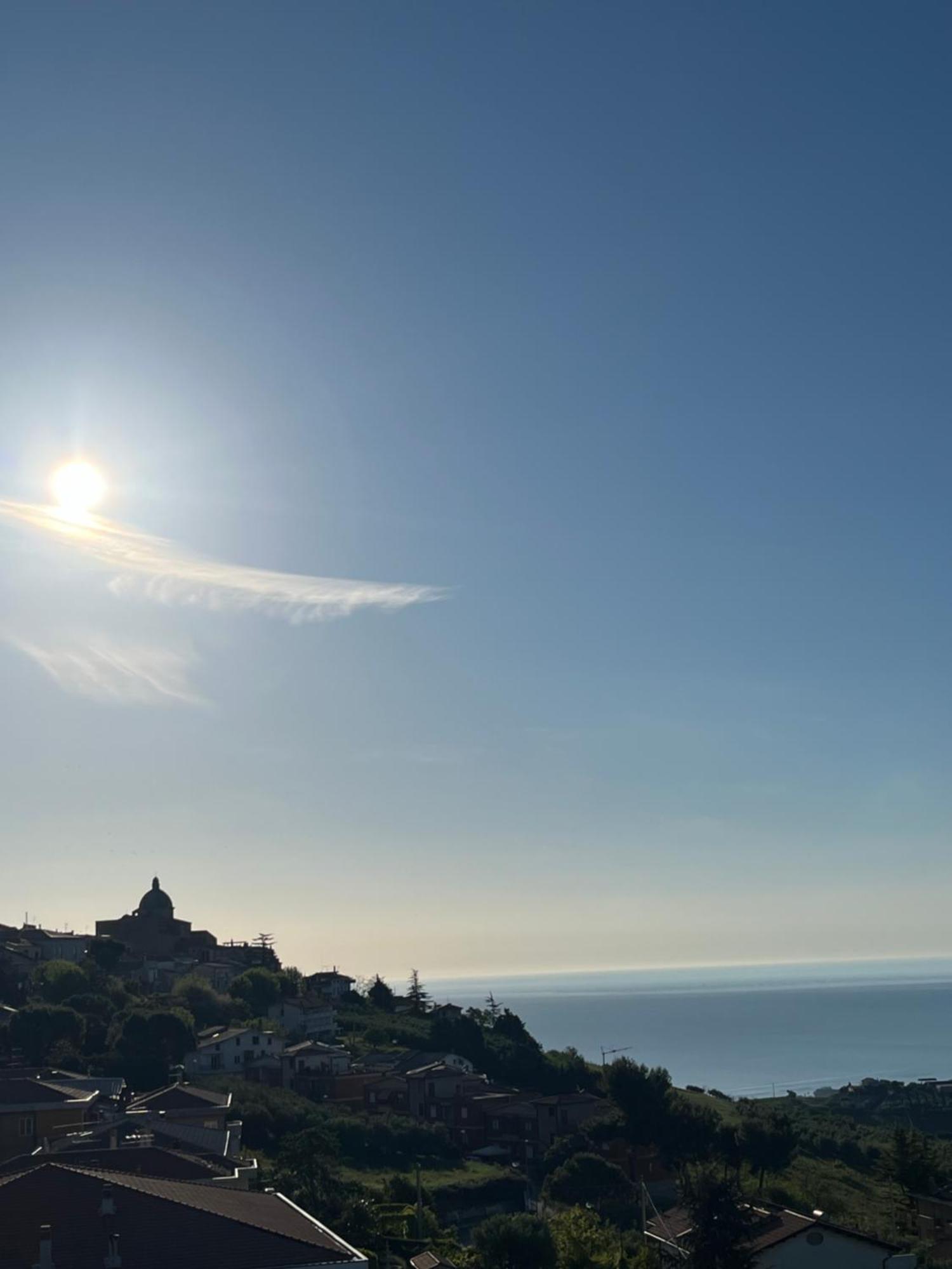 Ferienwohnung Seta Luxury Roseto Degli Abruzzi Exterior foto